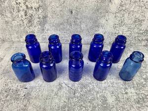 lot 524 image: Cobalt Blue Vintage Glass Bottles- 2.5 Inches Tall