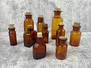 lot 469 image: 10 Antique Amber Glass Bottles with Cork Tops