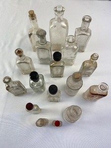 lot 549 image: Lot of 17 Antique Glass Bottles with Advertising - Apothecary, Doctors, Awesome Variety