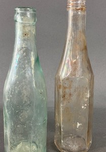 lot 334 image: Antique Bottle Collection (8) - Pepsi, Atwoods, Newbros, Horlicks, Hygenol & more