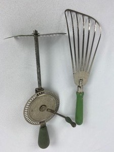 lot 560 image: 1920s Vintage Kitchen Utensils with Green Handles
