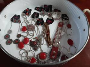 Lot Of 10 New Fashion Jewelry Accessories (Necklaces Come With Matching Earrings)