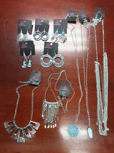 Lot Of 10 New Fashion Jewelry Accessories (Necklaces Come With Matching Earrings)