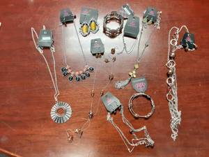 Lot Of 10 New Fashion Jewelry Accessories (Necklaces Come With Matching Earrings)