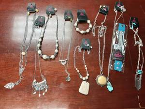 Lot Of 10 New Fashion Jewelry Accessories (Necklaces Come With Matching Earrings)