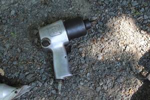 lot 114 image: Air 12 Impact Wrench