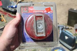 lot 135 image: Urban Scooter Scooter Flashing Wheels (in original packaging)
