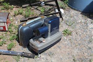 lot 138 image: TDC Vivid Showpak 300 123 Projector
