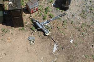 lot 140 image: Tekton 4000-lb Single Line Cable Winch