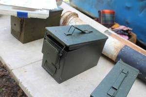 lot 143 image: Metal Ammo Box