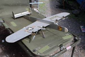 lot 154 image: USAF Lucky Lady Hobby Airplane