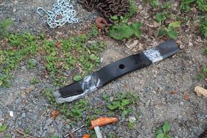 lot 188 image: Lot of (3) 20-12 Lawn Mower Blades
