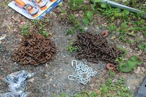 lot 190 image: Lot of (3) Tow Chains