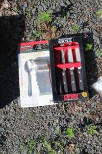 lot 222 image: Backyard Grill Jumbo Steak Knives 4-piece, Pro Line Spoon Set 36-piece
