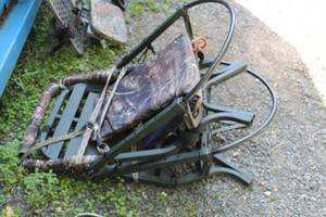 lot 250 image: Comfort Zone Hunting Tree Stand
