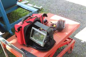 lot 257 image: Vexilar FSM100 Fish Finder