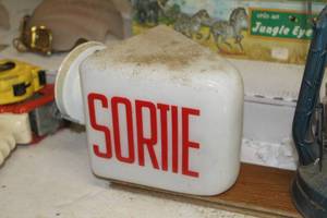 lot 440 image: Vintage Sortie Light