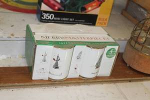 lot 444 image: Merry Masterpieces International Collection Mug Set 4-piece