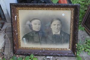 lot 462 image: Vintage Man and Woman Portrait in Ornate Frame