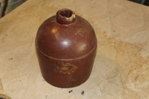 lot 363 image: Vintage Redwing Stoneware Jug