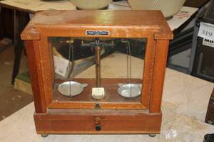 lot 369 image: Arthur S. LaPine Table Scale