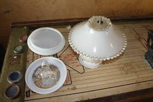 lot 389 image: Lot of (2) Ceiling Light Fixtures