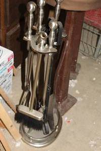 lot 422 image: Stainless Steel Fireplace Tool Set