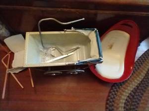 lot 80 image: Vintage Childrens Items
