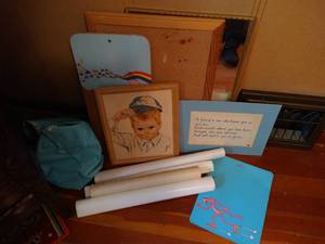 lot 84 image: Kids Room Decor