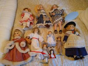 lot 104 image: Doll Lot
