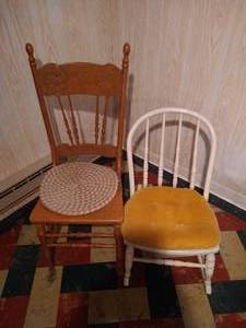 lot 121 image: Vintage Chair & Rocker