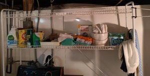 lot 122 image: Laundry Rack wContents