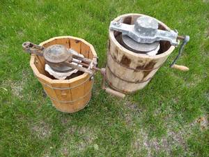 lot 129 image: Two Vintage Ice Cream Makers