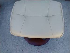 lot 167 image: Leather Ottoman & Chair