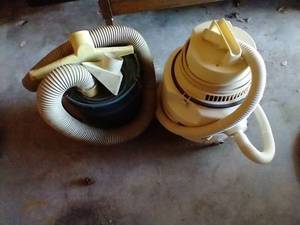 lot 173 image: 2 Vacuums