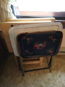 lot 206 image: Trays