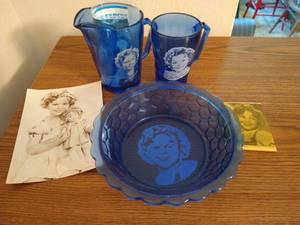 lot 208 image: Shirley Temple Lot