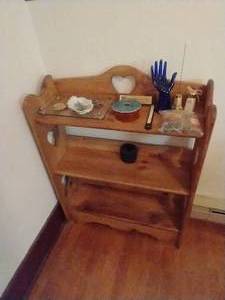 lot 230 image: Little Bookshelf w Ladies Items