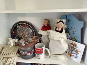 lot 278 image: Norwegian Wood Decor & Dolls