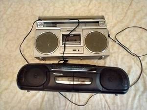 lot 281 image: 2 Stereos
