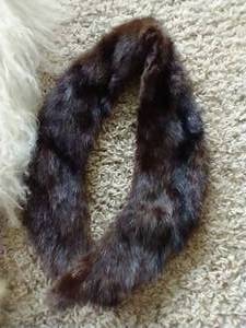 lot 304 image: 3 Small Furs