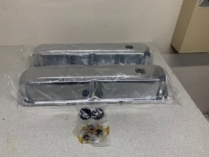 Edelbrock Chrome Valve cover