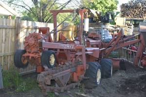 lot 1 image: R65 Ditch Witch