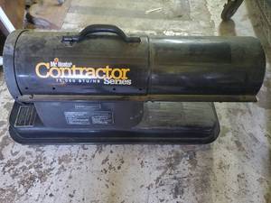 lot 64 image: Mr Heater contractor 75,000 btu series heater