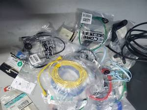 lot 67 image: New cords and waste basket
