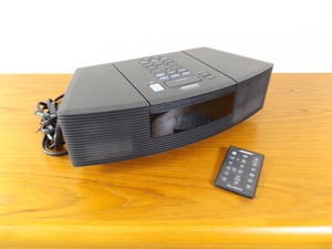 lot 39 image: Bose Wave Radio CD Model AWRC-1G
