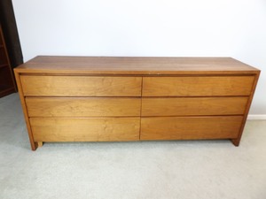 lot 84 image: Mid Century Danish Wood Chest of Drawers