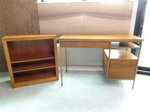 lot 88 image: Mid Century Style Desk and Bookshelf