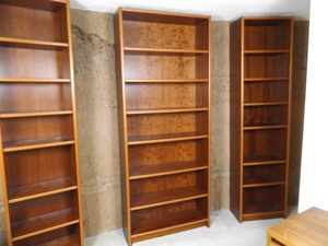 lot 89 image: 1 Tall Bookshelf