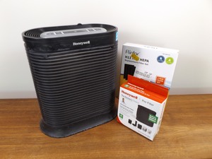 lot 96 image: Air Filter